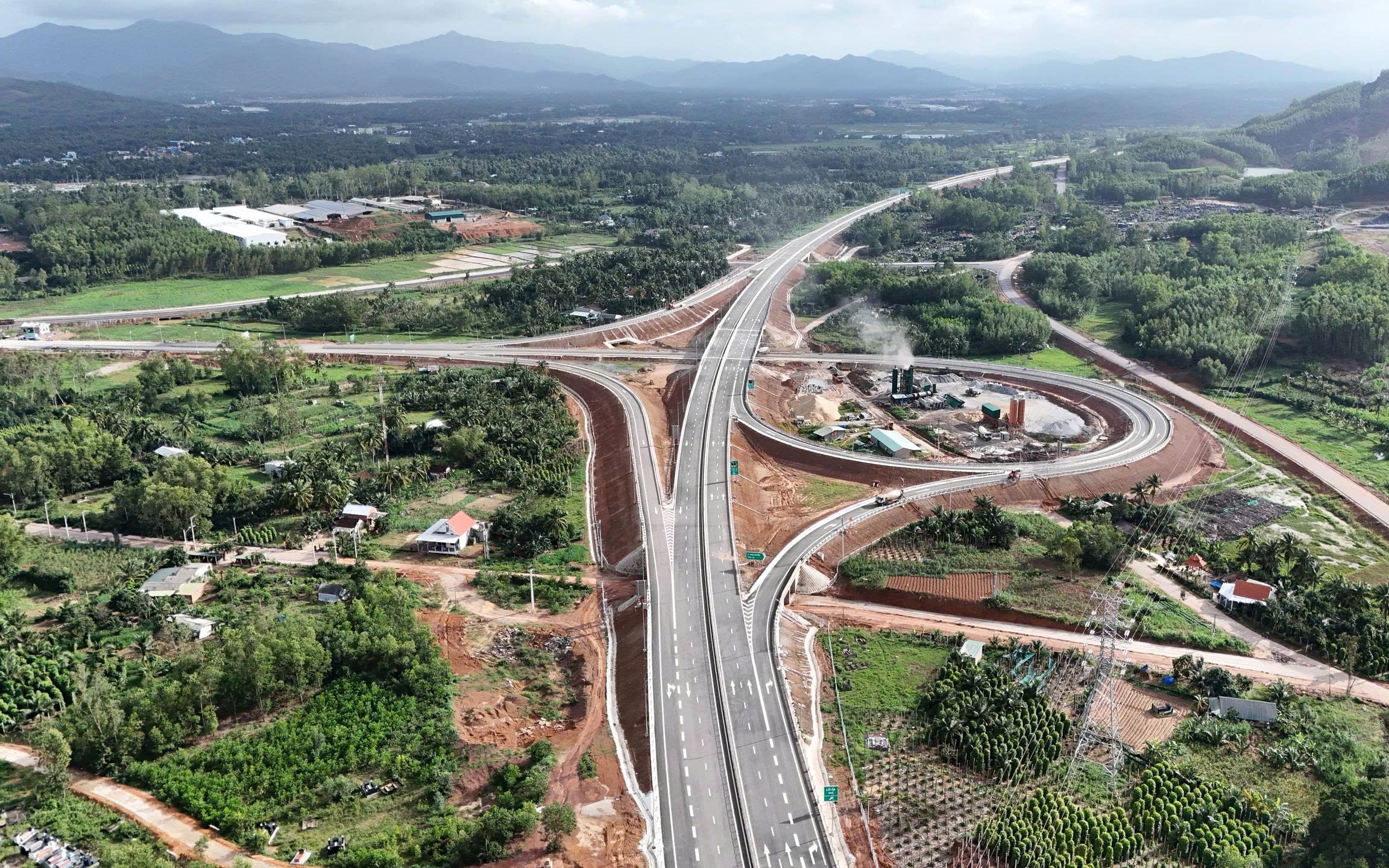 Việt Nam hướng tới mục tiêu xây dựng 5.000 km cao tốc đến 2030