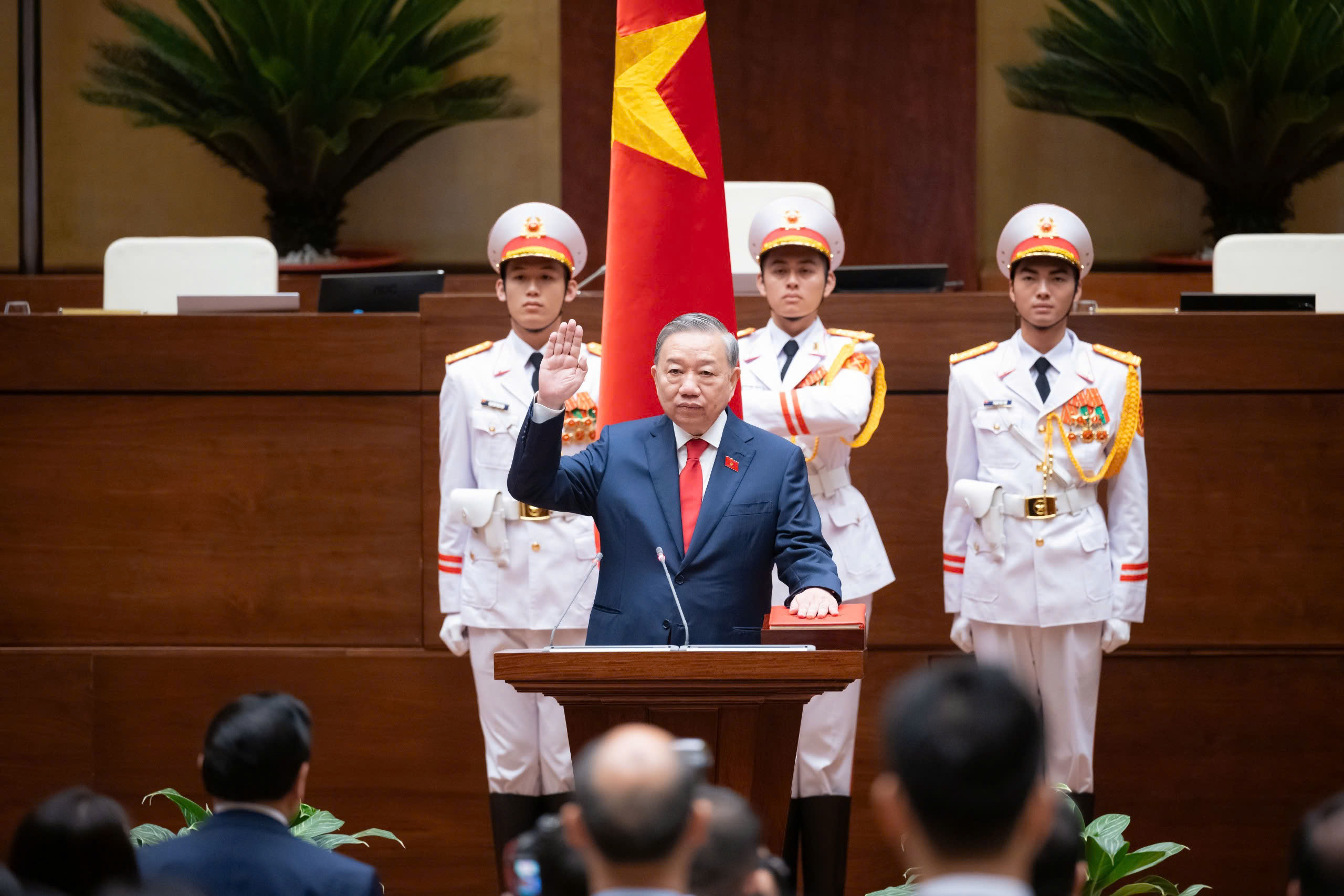 Chủ tịch nước Tô Lâm tuyên thệ nhậm chức. Ảnh: TTXVN