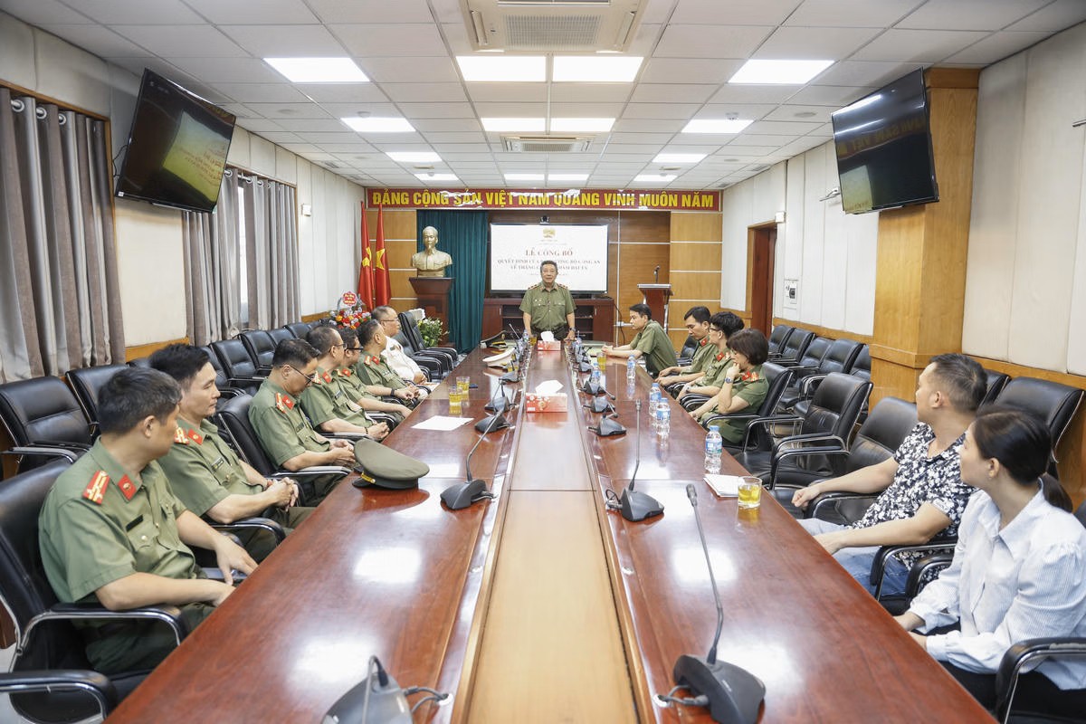 Thăng cấp bậc hàm Đại tá đối với TS. Nguyễn Đăng Khang – Phó Tổng Biên tập Báo Đại Đoàn Kết