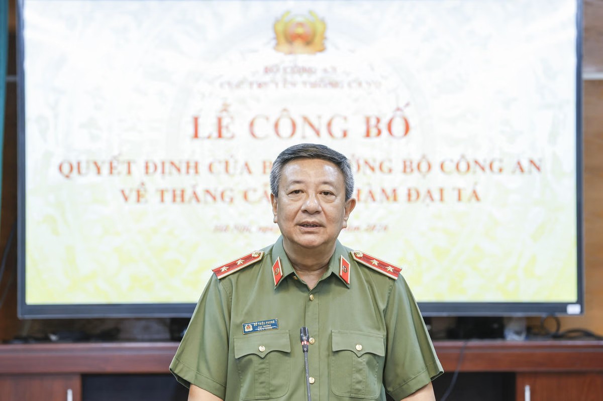 Thăng cấp bậc hàm Đại tá đối với TS. Nguyễn Đăng Khang – Phó Tổng Biên tập Báo Đại Đoàn Kết