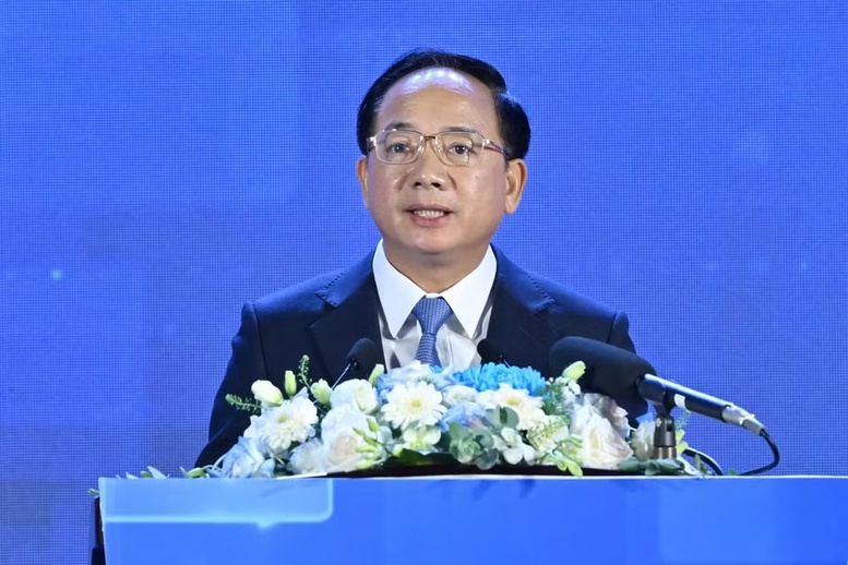 Đồng chí Trịnh Văn Quyết, Ủy viên Bộ Chính trị, Bí thư Trung ương Đảng, Trưởng Ban Tuyên giáo và Dân vận Trung ương phát biểu tại lễ khai mạc Hội báo toàn quốc 2026 - Ảnh VGP