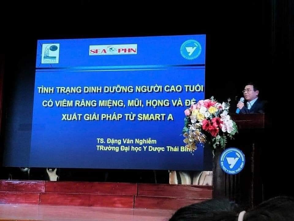 th