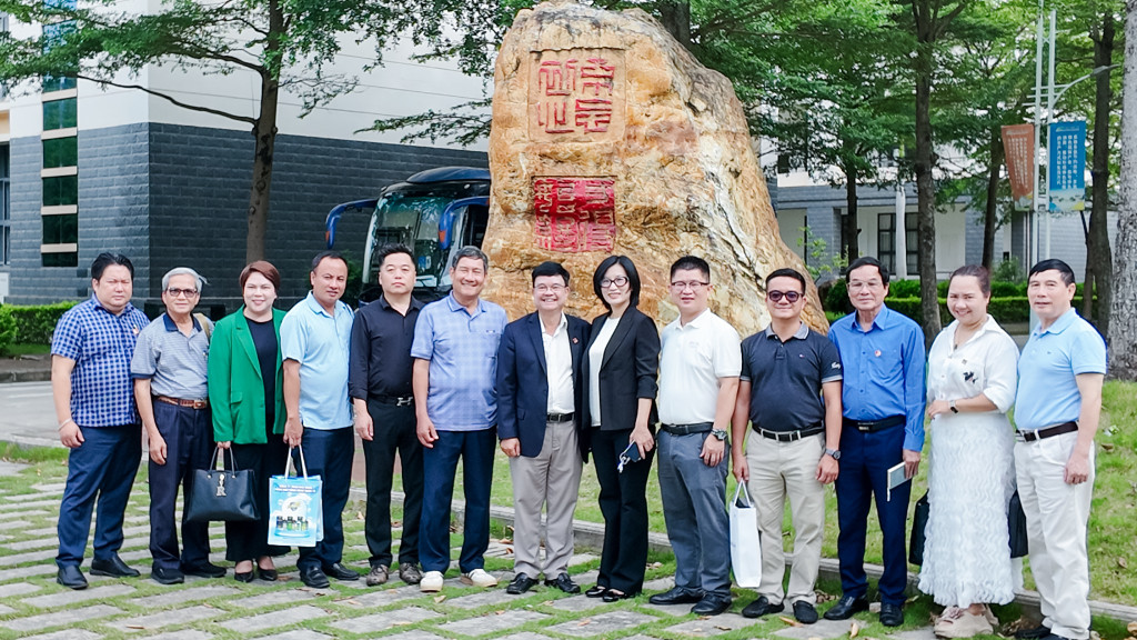 hoi-quan-dan-y-viet-nam-khao-sat-tai-quang-tay-5