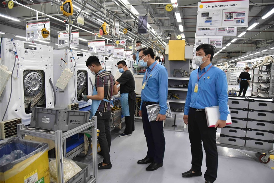 Doanh nghiệp quan tâm cải thiện môi trường làm việc cho người lao động