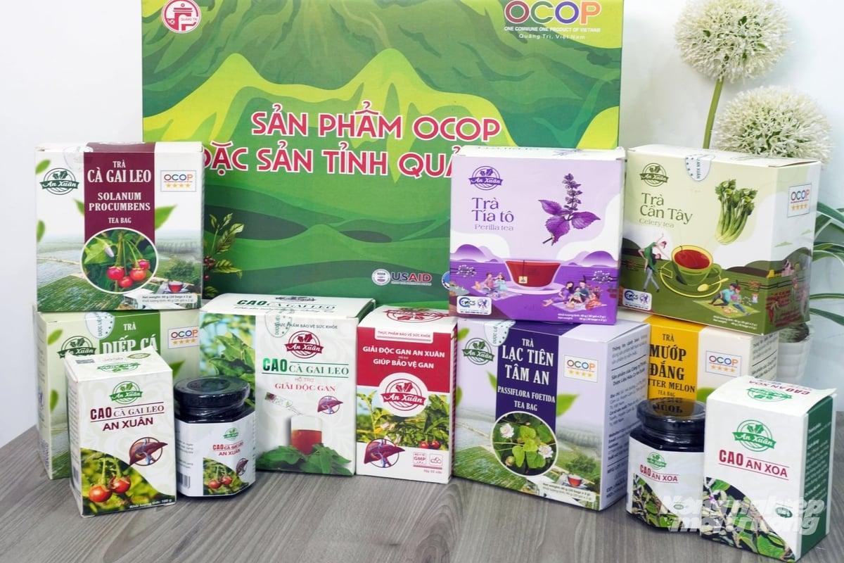 Các sản phẩm trà thảo dược, tinh dầu và dược liệu bản địa đang trở thành nhóm hàng OCOP có giá trị gia tăng cao nhờ xu hướng tiêu dùng xanh và chăm sóc sức khỏe.