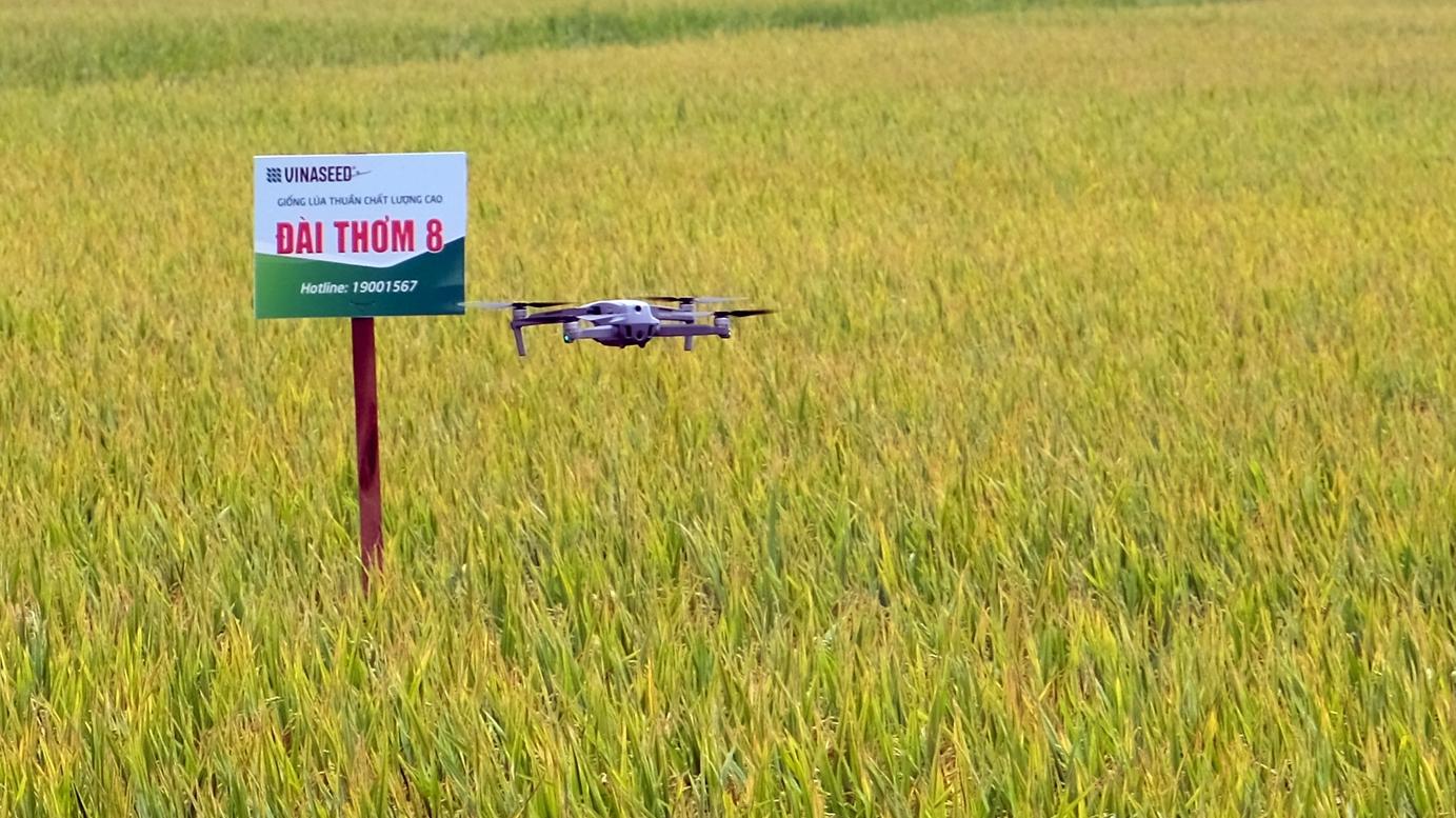 Robot nông nghiệp đang thay đổi cách người Việt canh tác
