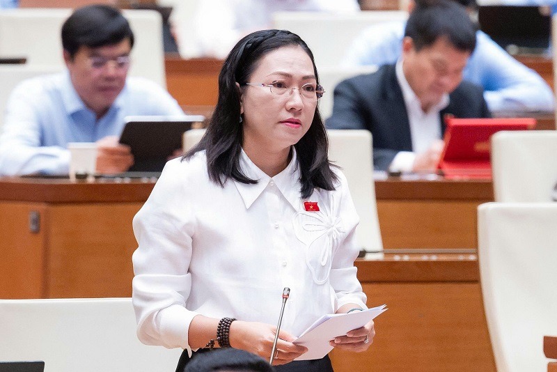 yen-nhi.jpg