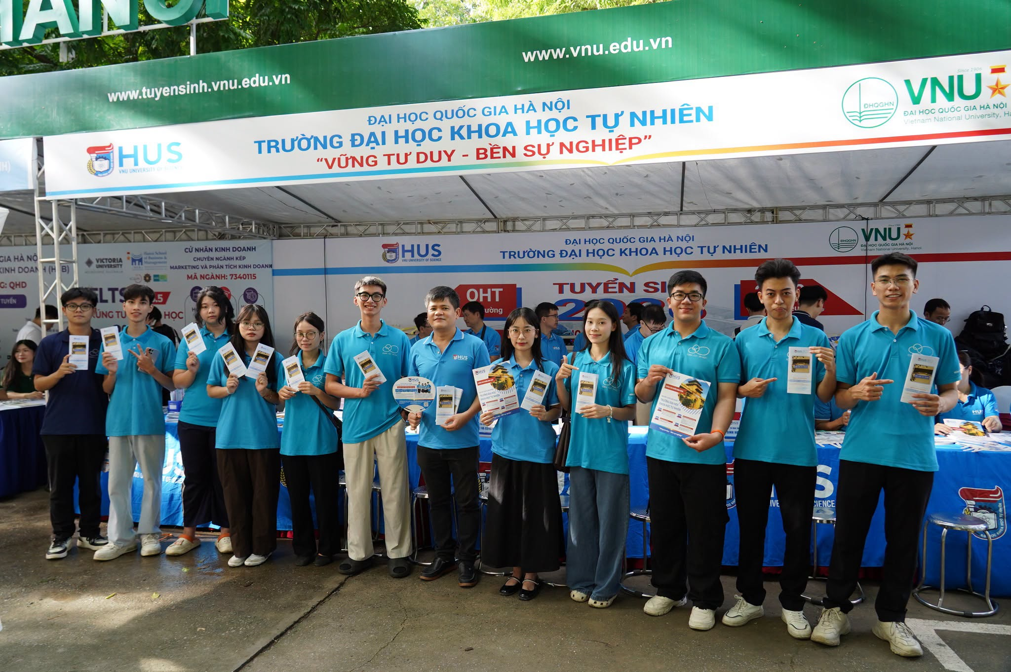 Sinh viên trường ĐHKHTN