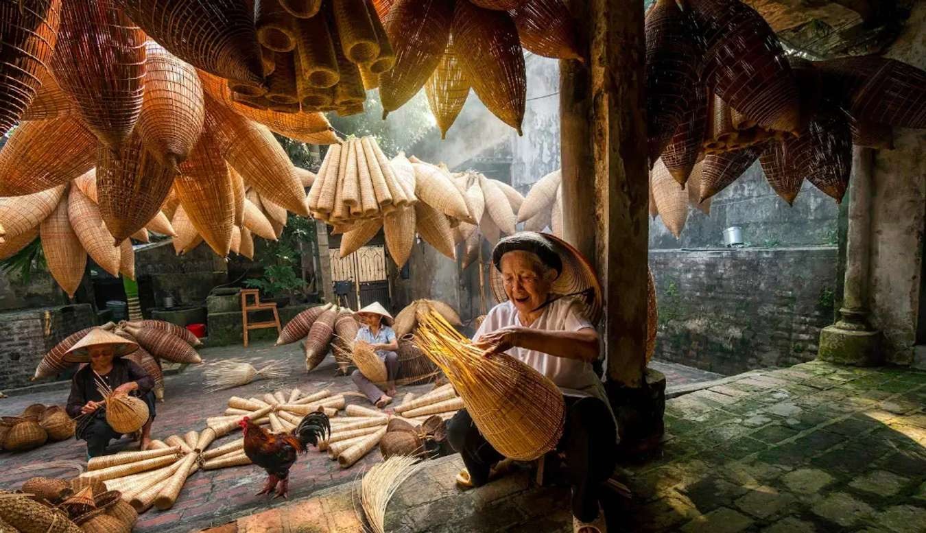 OCOP đánh thức làng nghề trăm tuổi: Từ giữ nghề đến tạo dựng thương hiệu mới