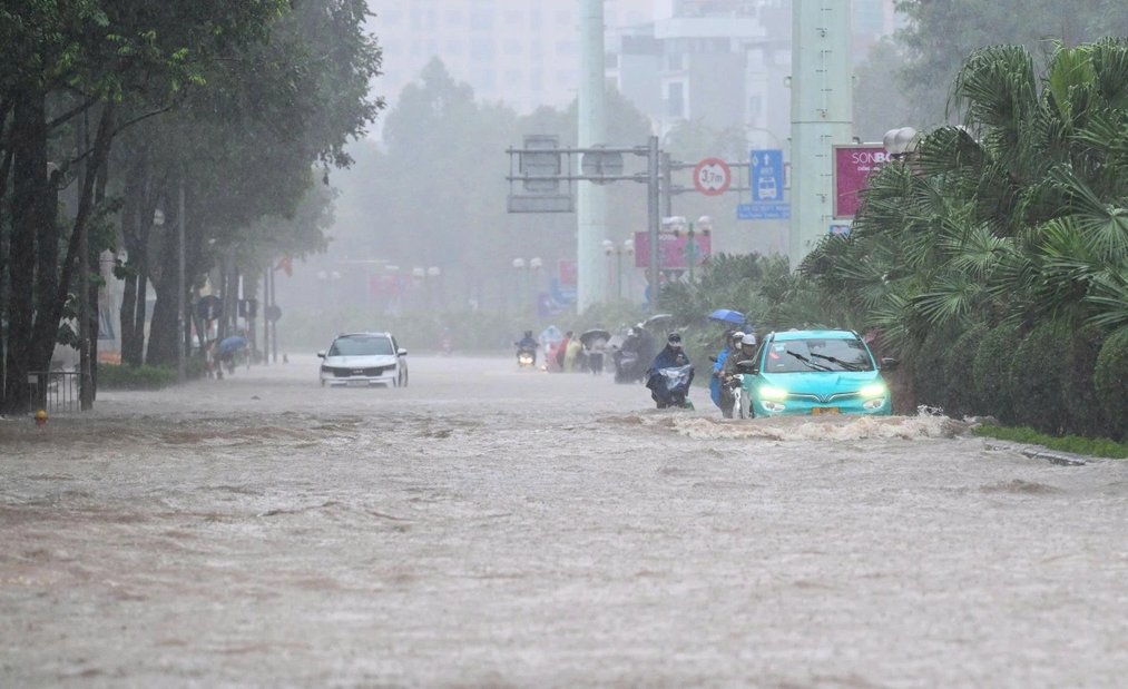 Dự báo thời tiết ngày 17/9: Hà Nội mưa to, nhiều nơi có dông