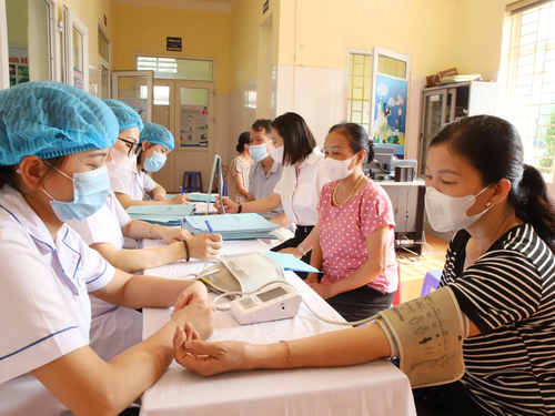 Bộ Y tế tháo gỡ nhiều vướng mắc trong khám sức khỏe miễn phí toàn dân