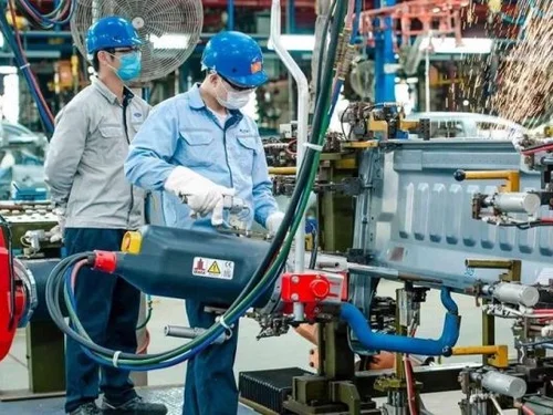 Công nghiệp, xuất khẩu tăng trưởng tích cực: Thách thức nâng sức cạnh tranh trong quý IV/2026