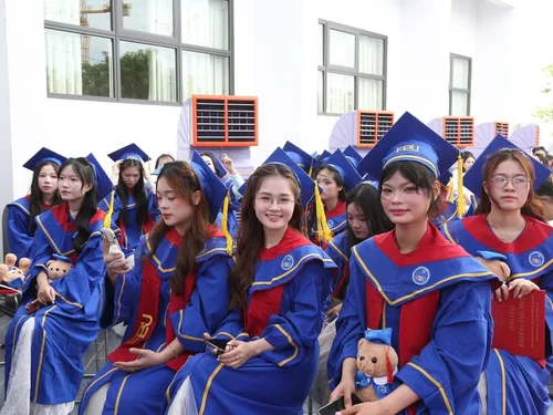 Trường Đại học Tài chính – Ngân hàng Hà Nội tuyển dụng 35 nhân sự năm học 2026–2027