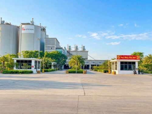 Công ty xi măng Long Sơn chào mừng ngày Giải phóng miền Nam 30/4 và Quốc tế lao động 1/5