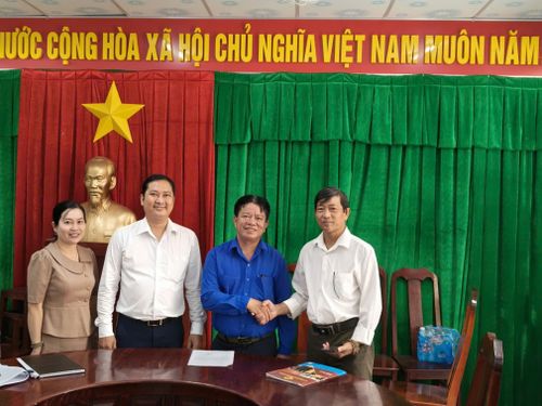 Xã Trung Hiệp: Đẩy mạnh phát triển kinh tế, quyết tâm xây dựng xã đạt chuẩn nông thôn mới nâng cao.