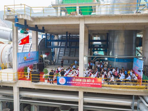 Góp thêm 2,3 triệu tấn xi măng/năm, Tập đoàn Hoàng Long khai lò thành công dây chuyền hiện đại tại Hòa Bình