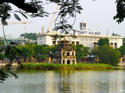 Những tuyến phố đi bộ đang trở thành điểm hẹn văn hóa mới của người dân