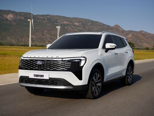 Ford Việt Nam ra mắt Territory Platinum, nâng tầm tiện nghi, đi tới trải nghiệm mới