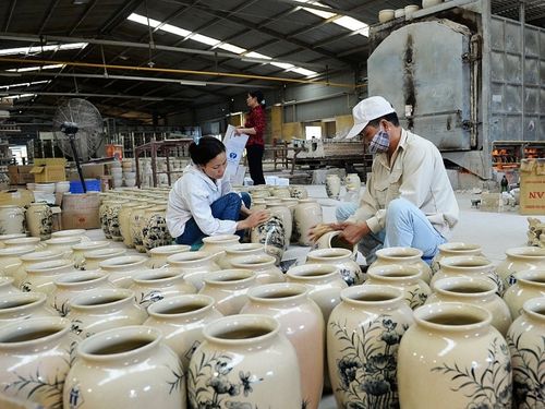 Làng nghề trước áp lực xanh hóa: Ai sẽ dẫn đầu cuộc chuyển đổi công nghiệp nông thôn?