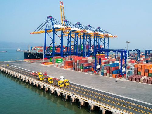 Tổng kim ngạch xuất nhập khẩu hàng hóa đạt 109,7 tỷ USD trong tháng 8