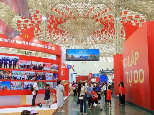 Triển lãm Thành tựu đất nước 80 năm dự kiến đạt kỷ lục 10 triệu khách tham quan
