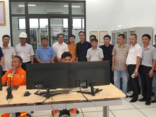 Đóng điện thành công trạm biến áp 220 kV Vũng Áng