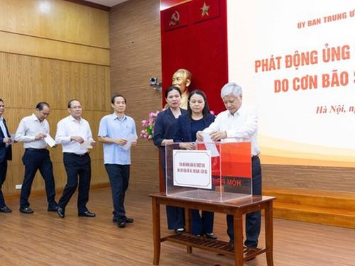 Ủy ban MTTQ Việt Nam phát động ủng hộ đồng bào bị thiệt hại do bão số 10
