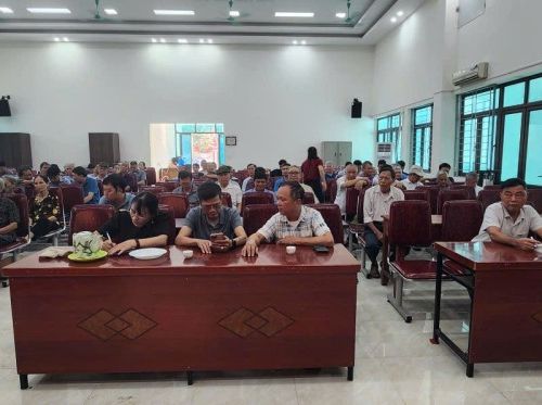 Chi bộ thôn Ngọc Chi tổ chức sinh hoạt thường kỳ tháng 10/2025