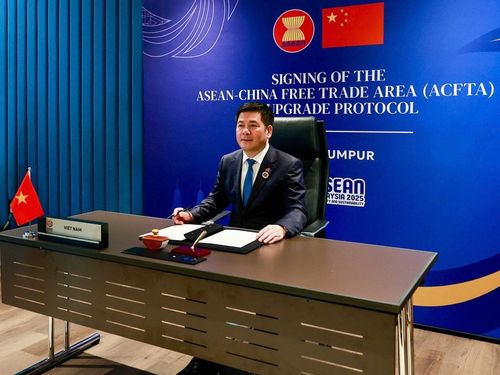 Ký Nghị định thư nâng cấp Hiệp định Thương mại Tự do ASEAN - Trung Quốc