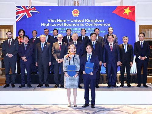 VNVC hợp tác với Tập đoàn GSK của Anh về tiếp cận thuốc, vaccine mới