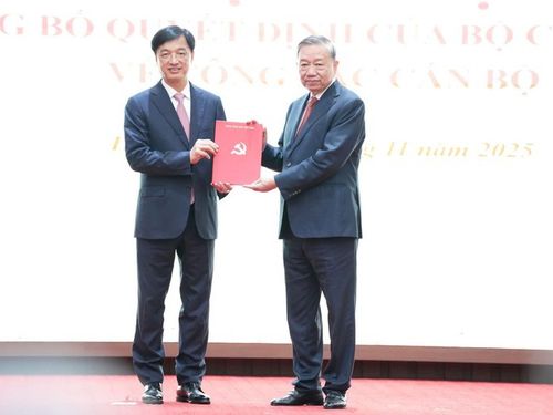 Ông Nguyễn Duy Ngọc giữ chức Bí thư Thành ủy Hà Nội