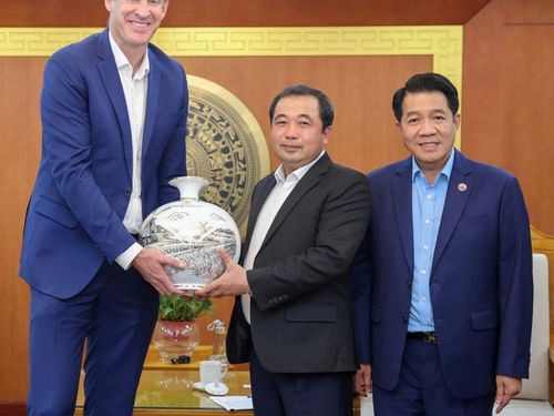 Bộ trưởng Trần Đức Thắng: Hợp tác De Heus-Hùng Nhơn - hình mẫu tiêu biểu cho liên kết chuỗi giá trị nông nghiệp