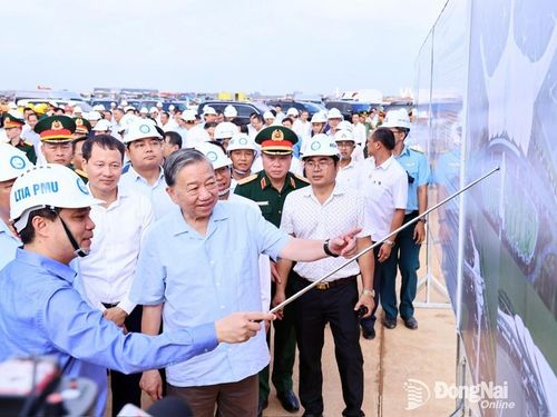 Cảng HKQT Long Thành phải là hình mẫu mới về hạ tầng hàng không hiện đại, bền vững và thông minh