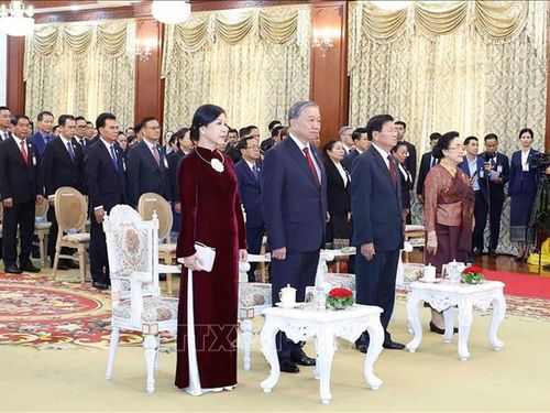 Tổng Bí thư Tô Lâm nhận Huân chương Vàng Quốc gia của Nhà nước Lào
