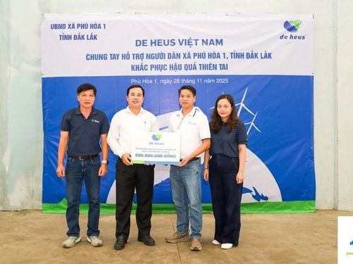 48.000 hộp sữa dừa và 1,1 tỷ đồng hướng về bà con vùng rốn lũ miền Trung