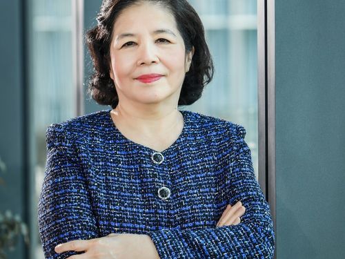 Bà Mai Kiều Liên được vinh danh lãnh đạo truyền cảm hứng sáng tạo tại Vạn Xuân Awards 2025