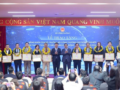 Vinamilk được Bộ Công Thương vinh danh doanh nghiệp xuất khẩu tiêu biểu