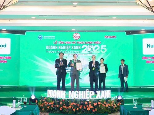 Nutifood được trao danh hiệu Doanh nghiệp xanh TPHCM năm 2025