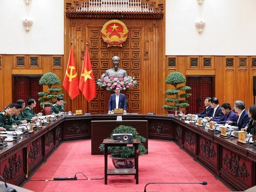 Thủ tướng: Làm chủ công nghệ chiến lược và đẩy mạnh thương mại hóa sản phẩm công nghiệp quốc phòng