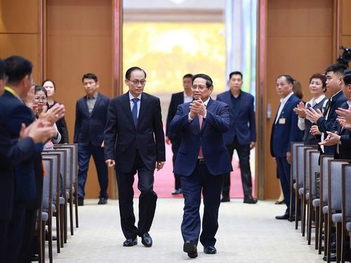 Thủ tướng: Thúc đẩy '3 đột phá' trong công tác đối với người Việt Nam ở nước ngoài