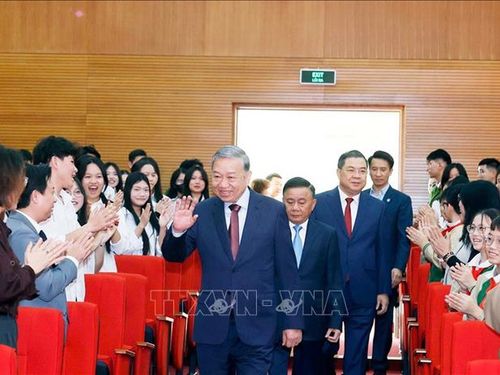 Tổng Bí thư Tô Lâm dự khai mạc triển lãm 'Đảng Cộng sản Việt Nam - Từ Đại hội đến Đại hội'