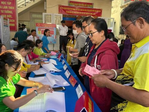 Kết thúc bầu cử, tỉ lệ cử tri cả nước tham gia bỏ phiếu đạt 99,68%