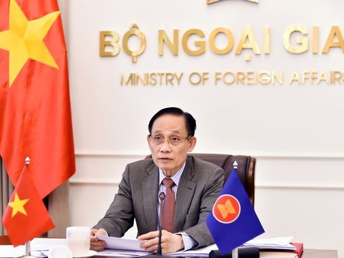 Tiếp tục hủy nhiều chuyến bay đến Trung Đông