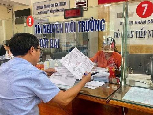 Tiếp tục đẩy mạnh phân cấp, phân quyền về thủ tục hành chính cho địa phương