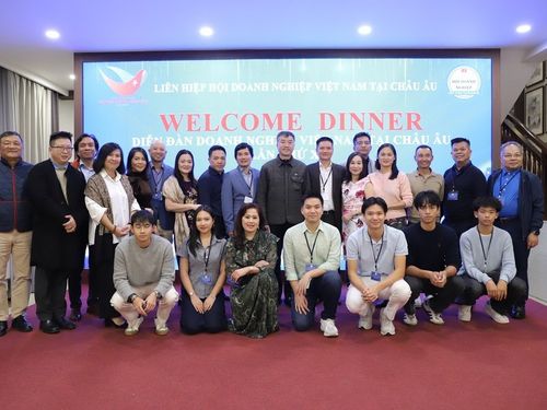 Doanh nghiệp Việt Nam tại EU: Đoàn kết, phát triển, hướng về cội nguồn