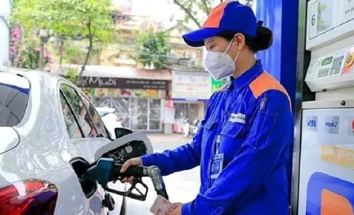 Giá xăng dầu hôm nay 7/10: Dầu thế giới giảm hơn 2 USD/thùng khi nguồn cung cải thiện