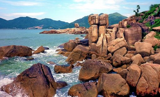 Hòn Chồng Nha Trang – nơi đá kể chuyện giữa biển trời miền Trung