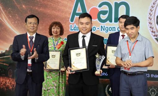Công ty Cổ phần Lương Thực A An được vinh danh vì sự phát triển nông nghiệp, công nghiệp nông thôn