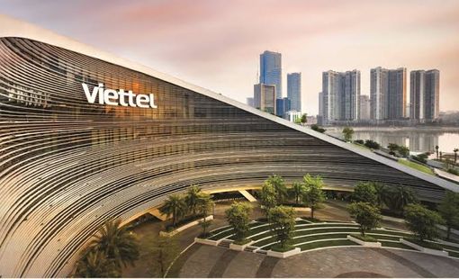 Viettel đẩy mạnh tăng trưởng xanh, điện mặt trời tự sản xuất tăng 24,8%