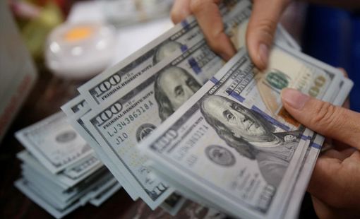 Tỷ giá ngoại tệ hôm nay 19/8: Đồng USD đi ngang, tỷ giá trung tâm giảm 5 đồng